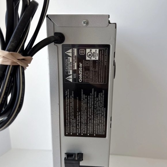 Goldstar GBV441 VCR/DVD Combo  VHS Recorder & DVD Player (No Remote) Works! - Picture 8 of 12